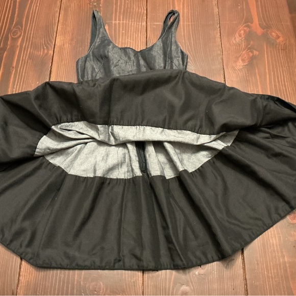 Adorable Gap Denim Dress - Picture 7 of 16